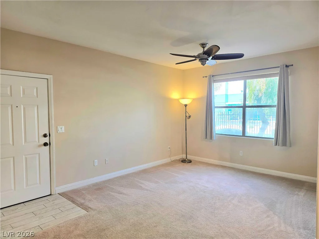 8000 Badura, Las Vegas, NV 89113