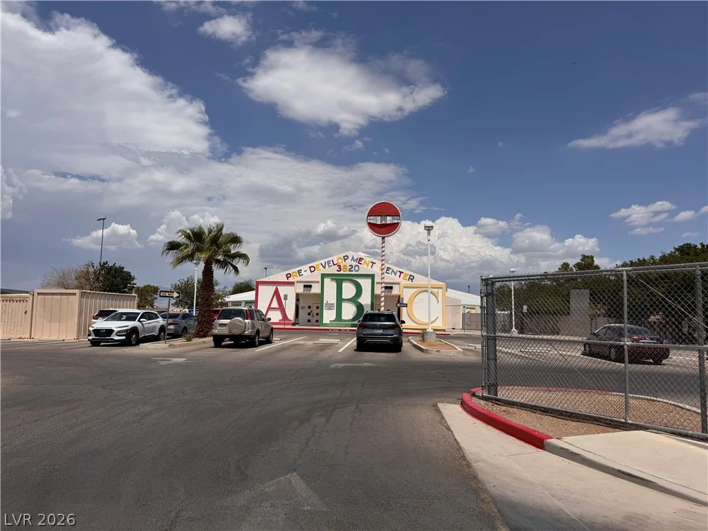 3769 Carlyle, Las Vegas, NV 89115