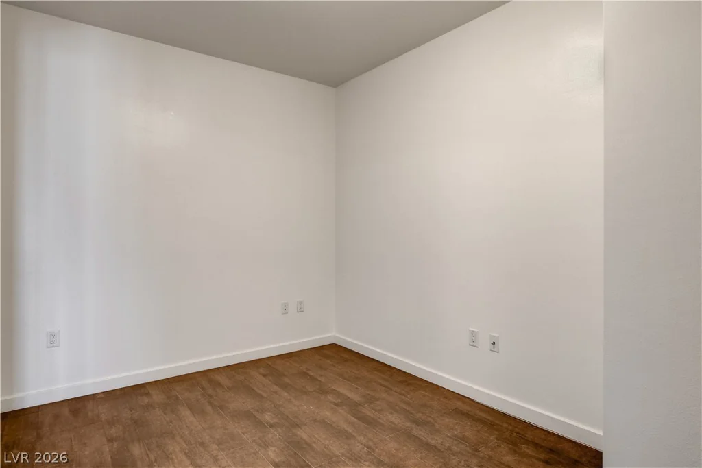 4575 Dean Martin, Las Vegas, NV 89103