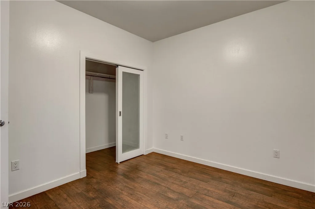 4575 Dean Martin, Las Vegas, NV 89103