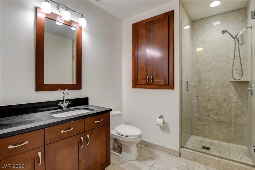 4575 Dean Martin, Las Vegas, NV 89103