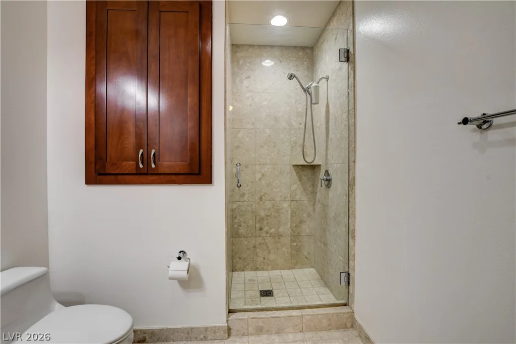 4575 Dean Martin, Las Vegas, NV 89103