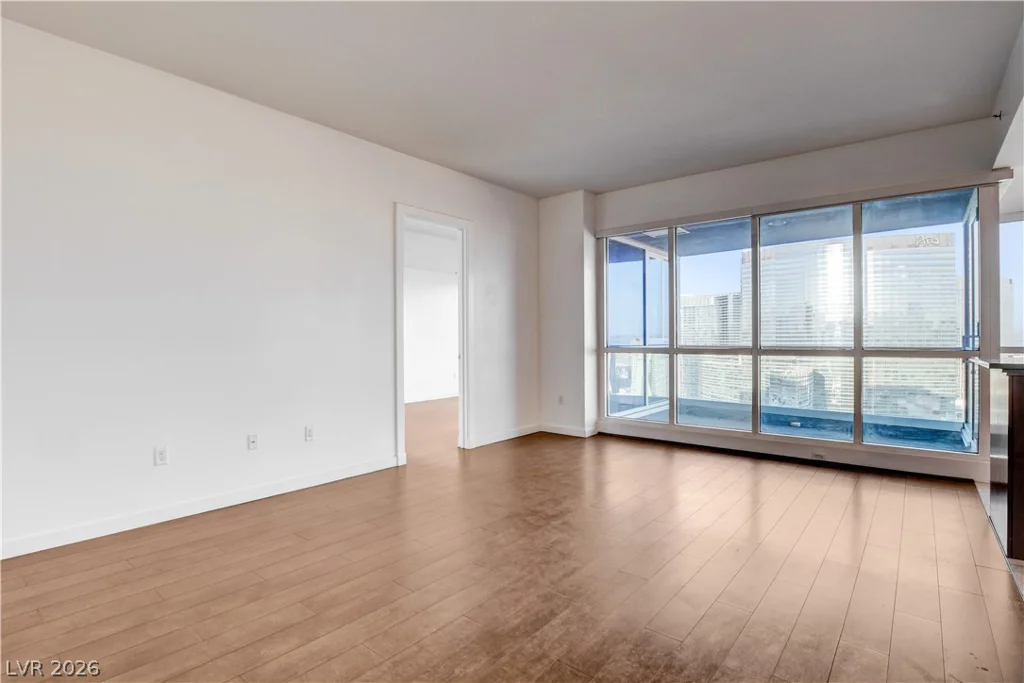 4575 Dean Martin, Las Vegas, NV 89103
