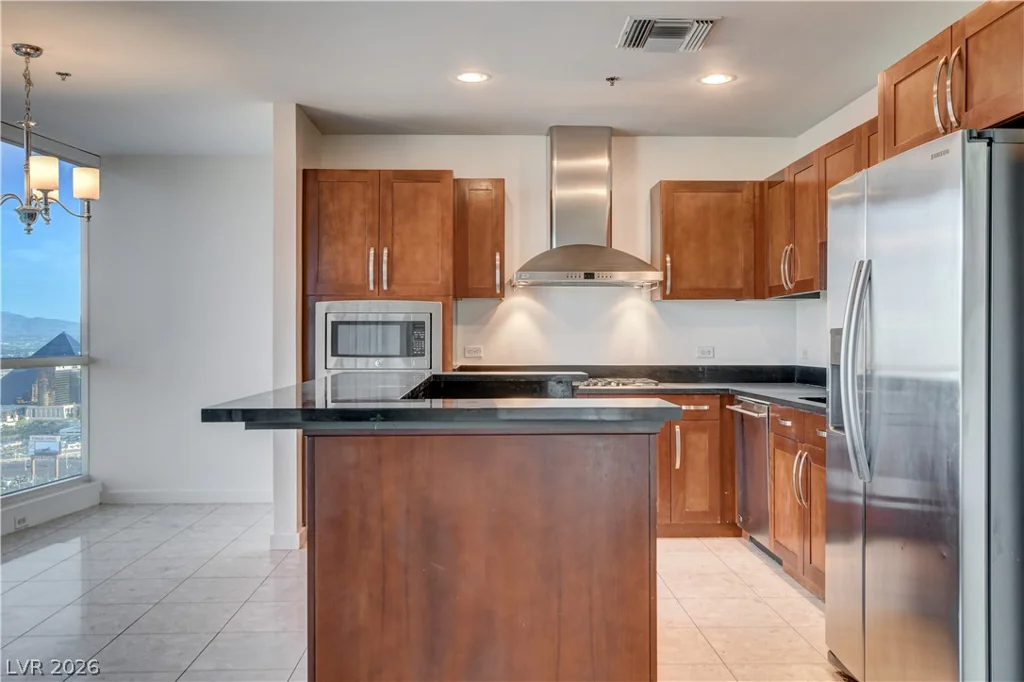 4575 Dean Martin, Las Vegas, NV 89103