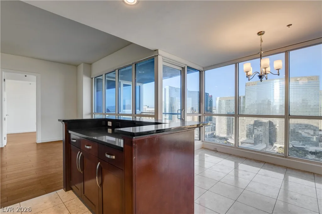 4575 Dean Martin, Las Vegas, NV 89103