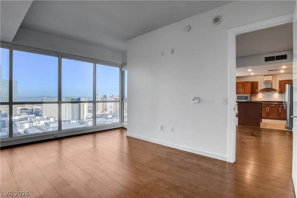 4575 Dean Martin, Las Vegas, NV 89103