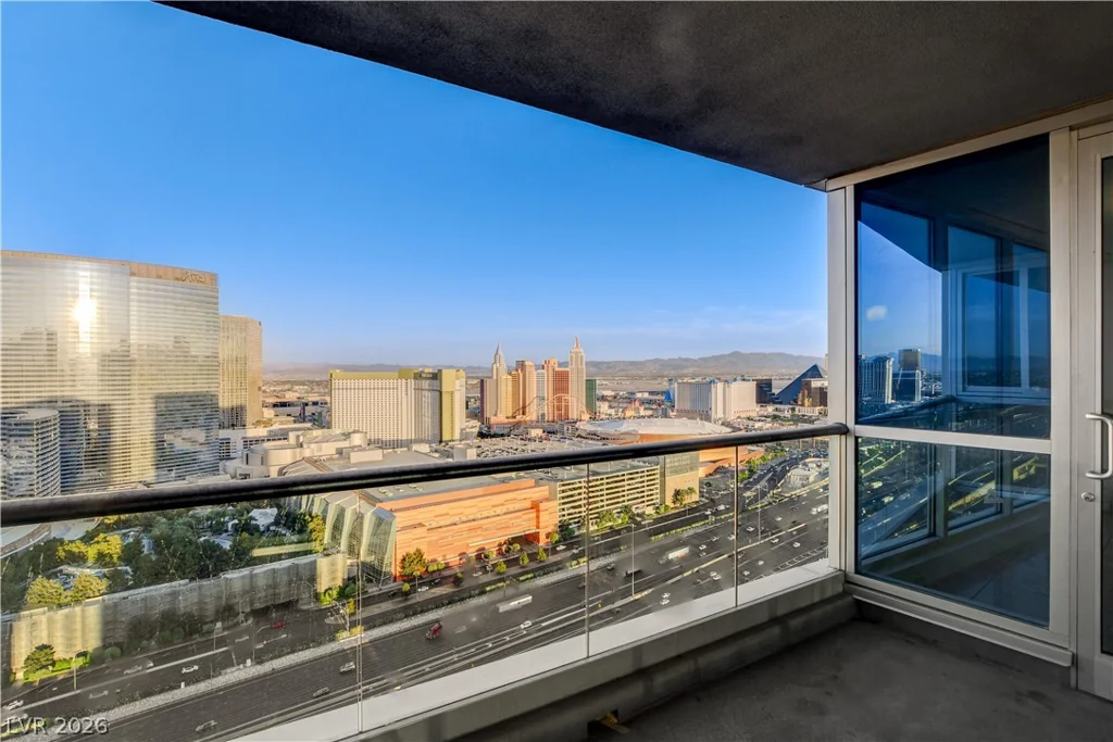 4575 Dean Martin, Las Vegas, NV 89103