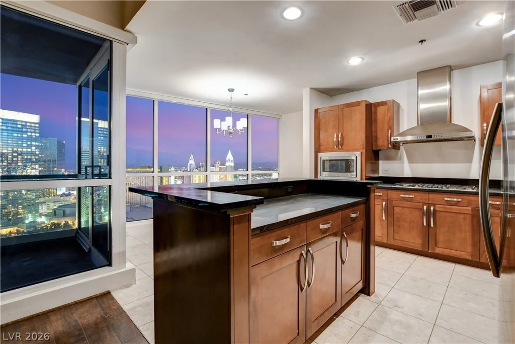 4575 Dean Martin, Las Vegas, NV 89103