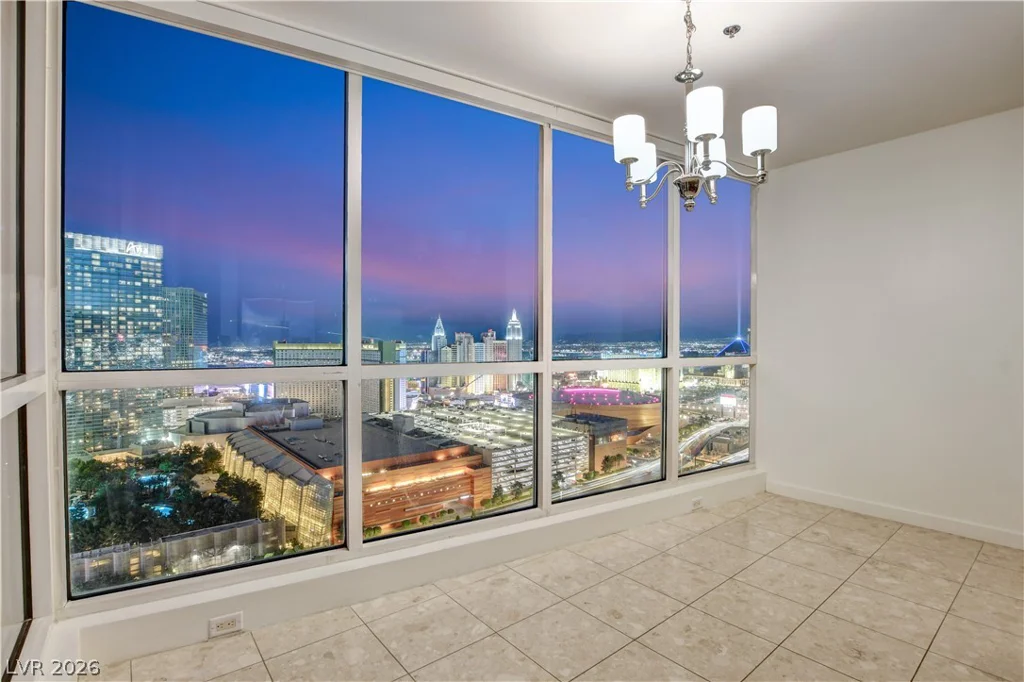 4575 Dean Martin, Las Vegas, NV 89103