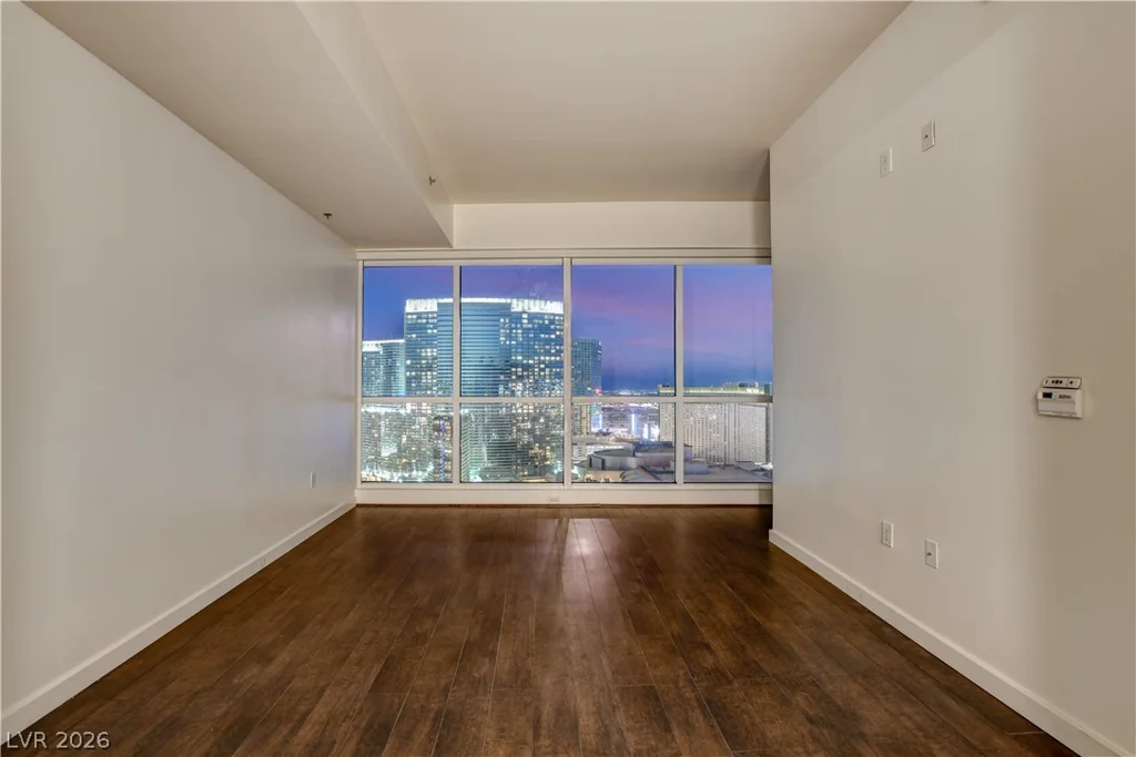 4575 Dean Martin, Las Vegas, NV 89103