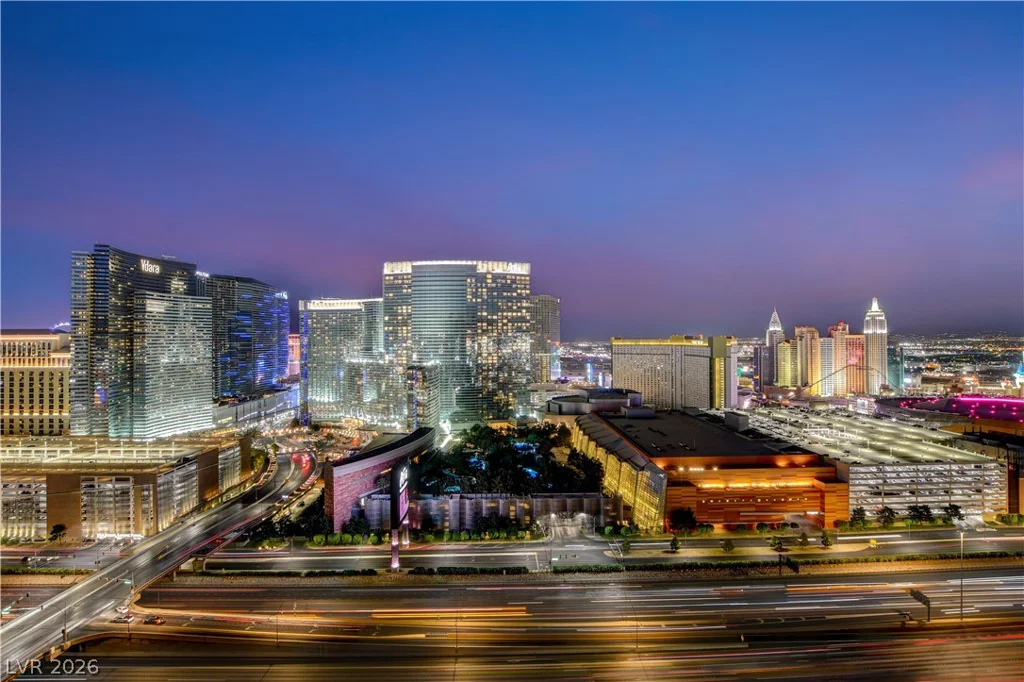4575 Dean Martin, Las Vegas, NV 89103