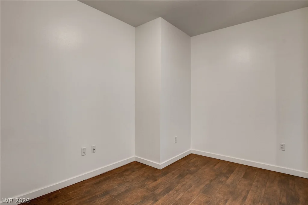 4575 Dean Martin, Las Vegas, NV 89103