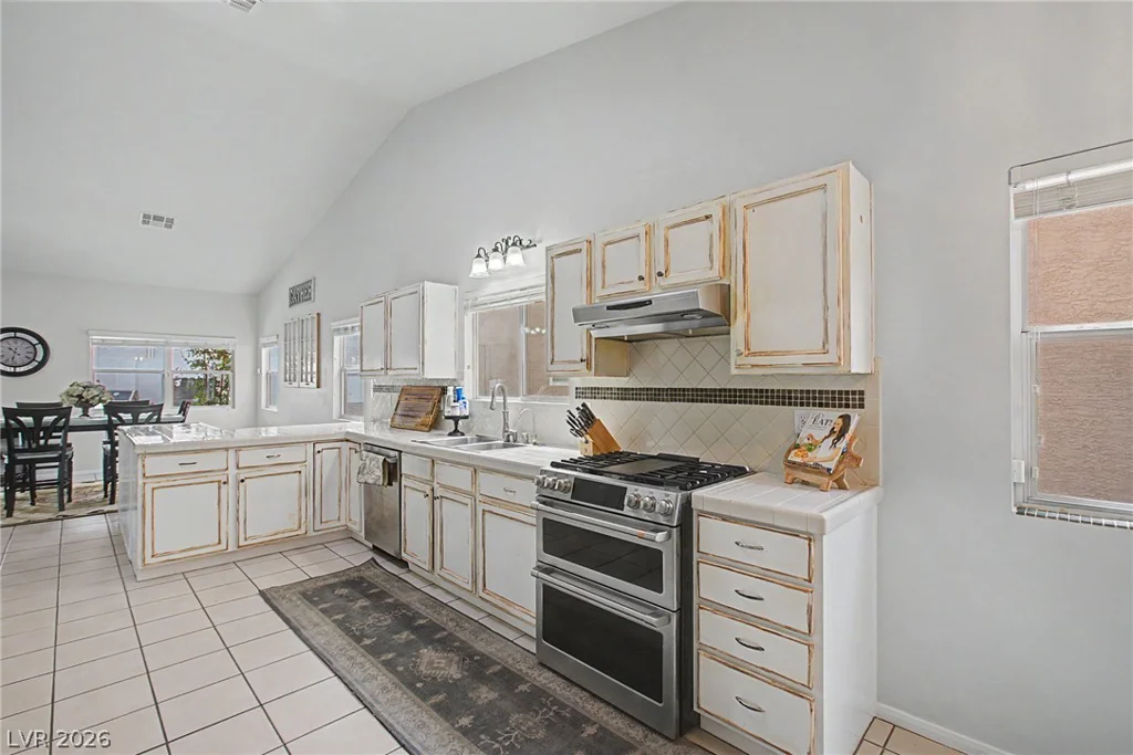 1780 Summerwood, Henderson, NV 89012