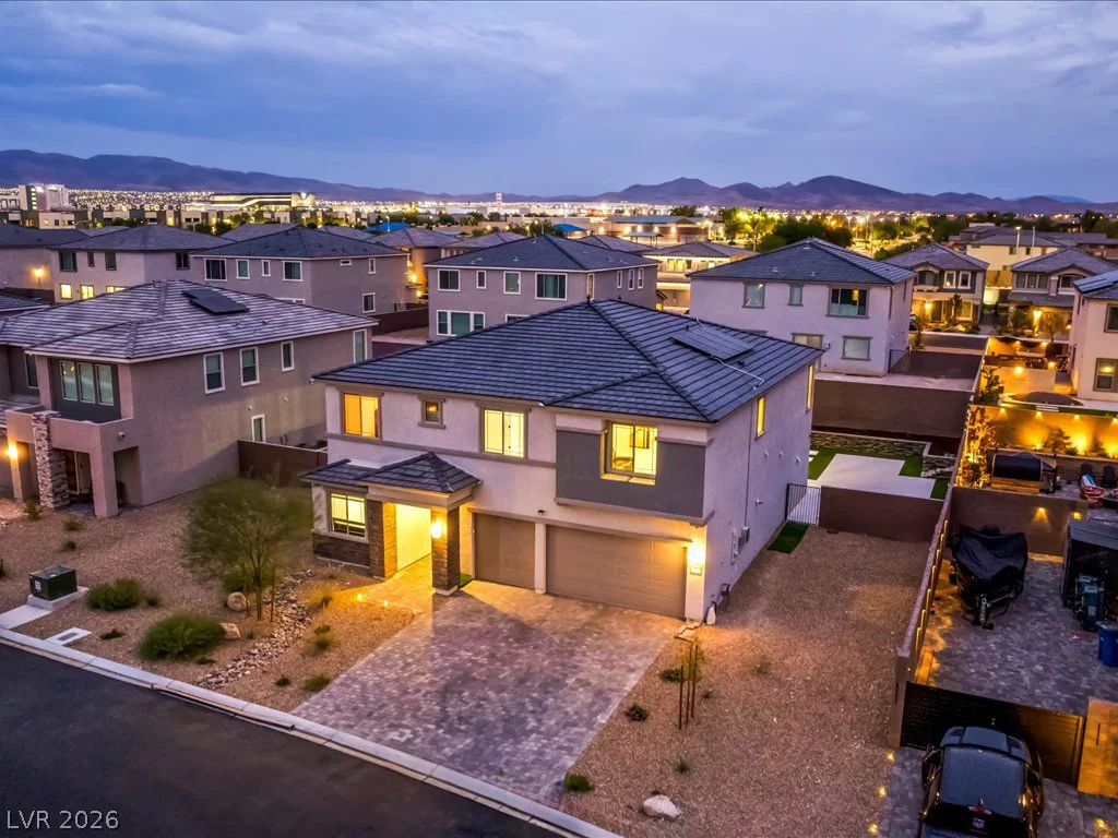 293 Cantiga, Las Vegas, NV 89183