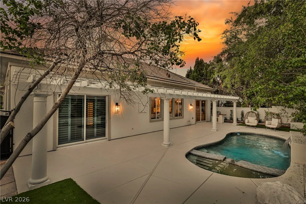 925 Granger Farm, Las Vegas, NV 89145