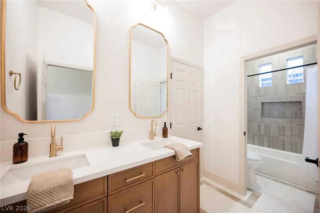 925 Granger Farm, Las Vegas, NV 89145