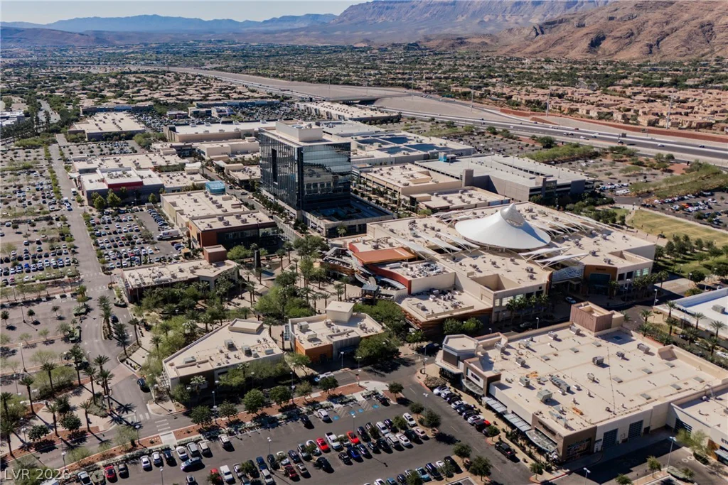 925 Granger Farm, Las Vegas, NV 89145