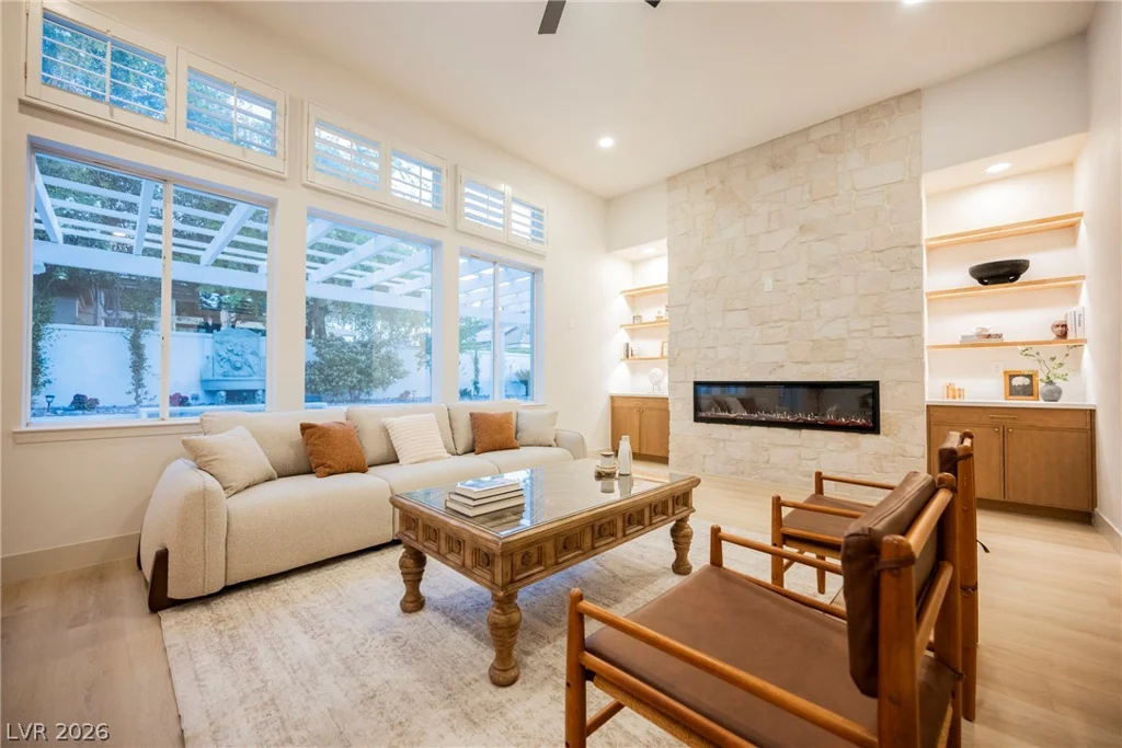 925 Granger Farm, Las Vegas, NV 89145