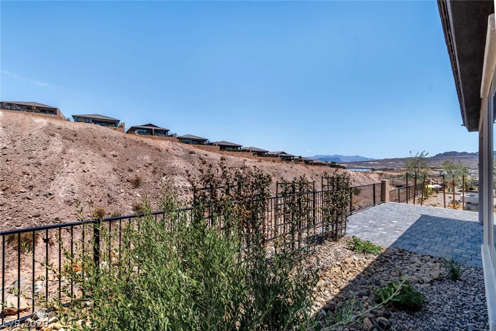 48 Crimson Cactus, Henderson, NV 89011