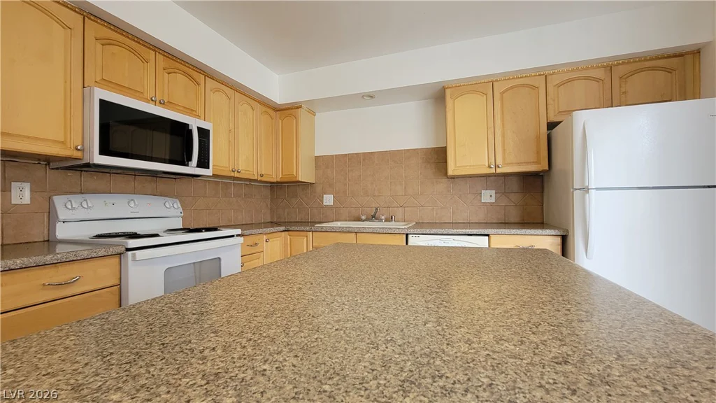 638 Brookway, Las Vegas, NV 89169