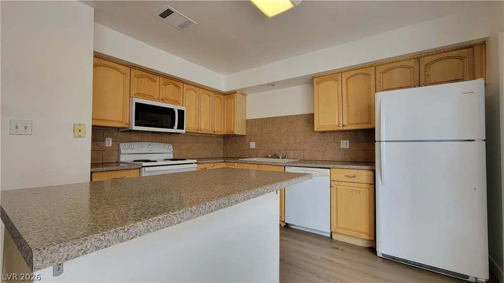 638 Brookway, Las Vegas, NV 89169