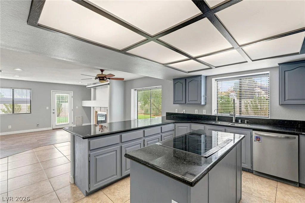 2638 Douglas, Henderson, NV 89074
