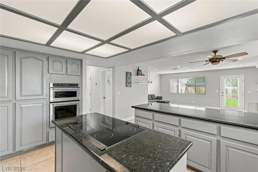 2638 Douglas, Henderson, NV 89074