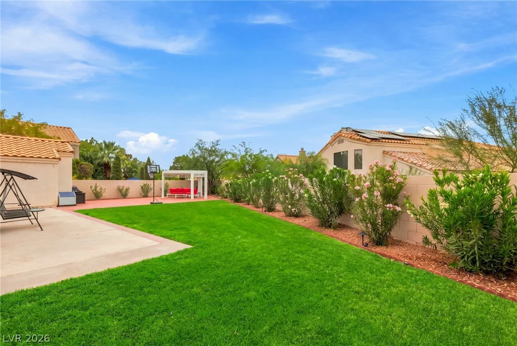 2638 Douglas, Henderson, NV 89074