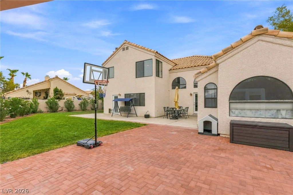2638 Douglas, Henderson, NV 89074