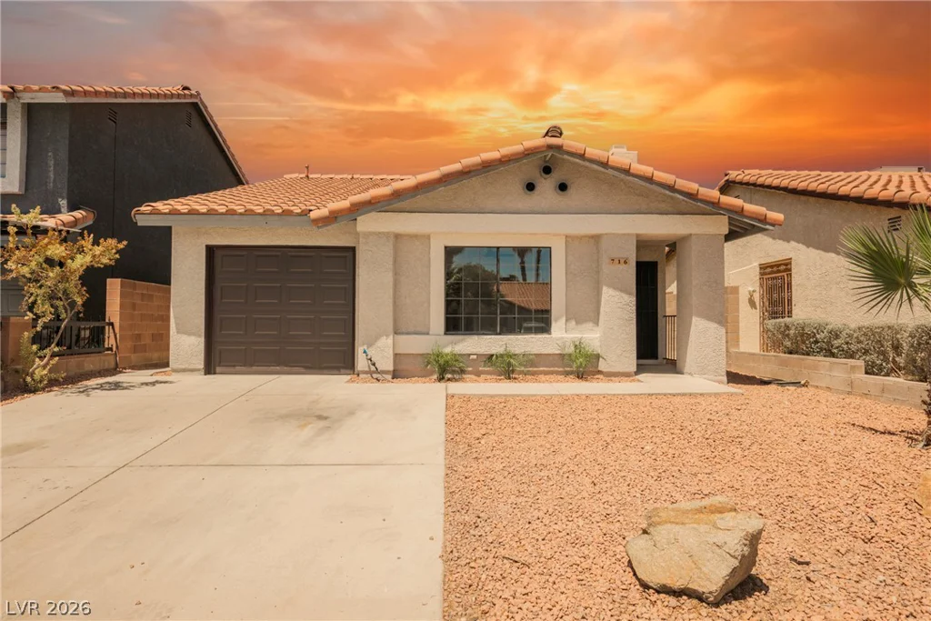 716 Kelso, Las Vegas, NV 89107