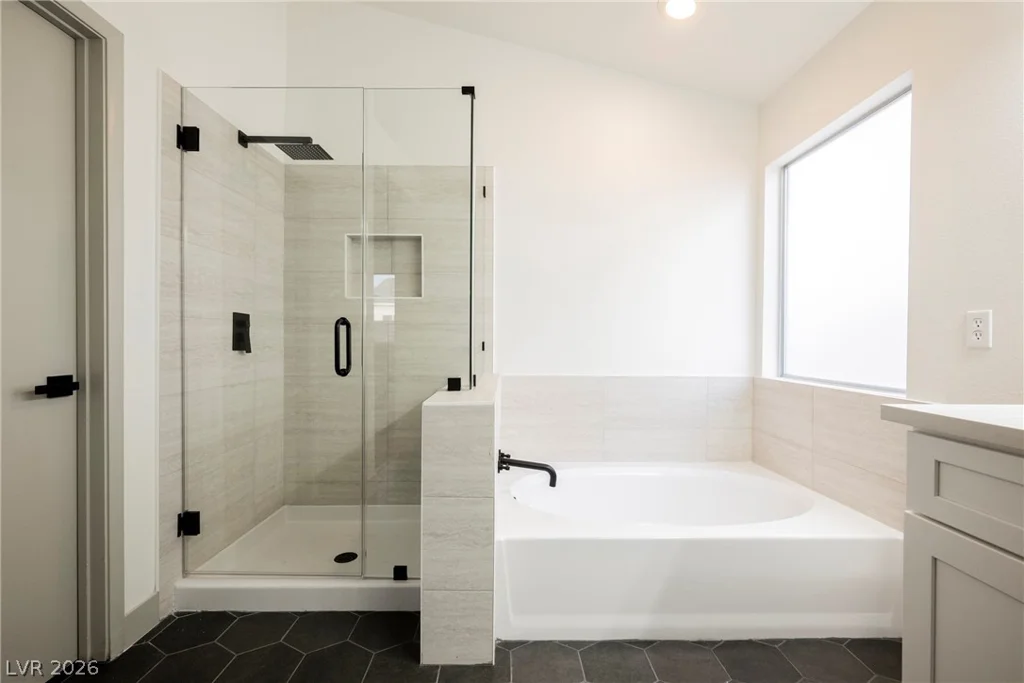 3620 Lake Victoria, North Las Vegas, NV 89032
