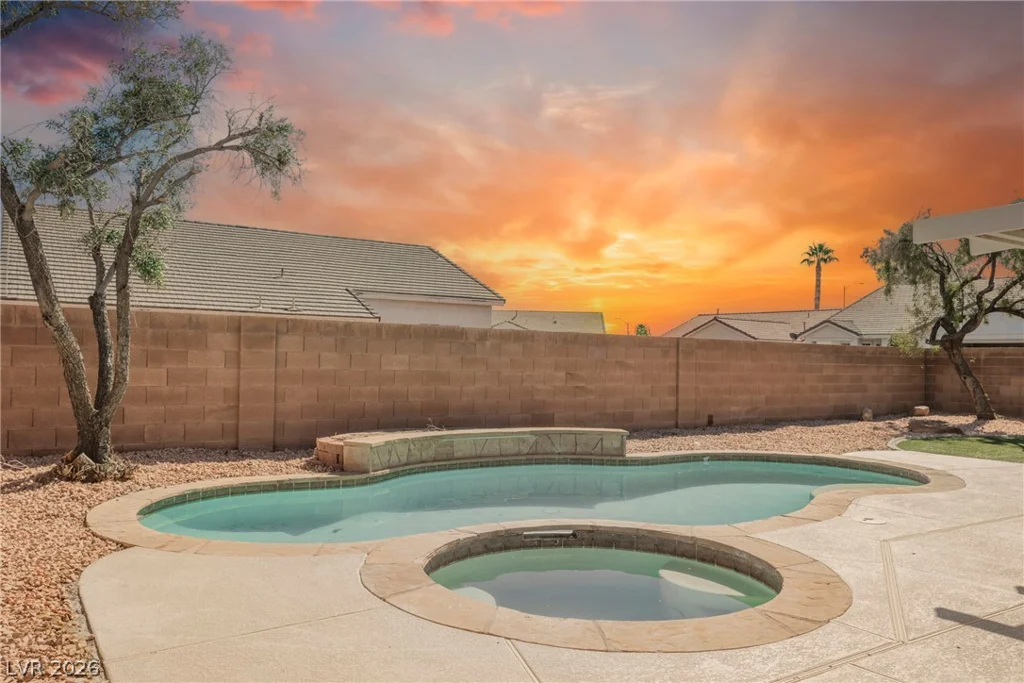 3620 Lake Victoria, North Las Vegas, NV 89032