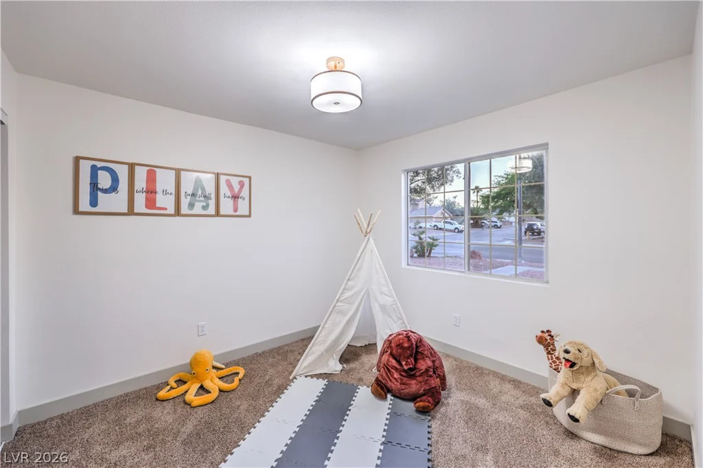 3620 Lake Victoria, North Las Vegas, NV 89032