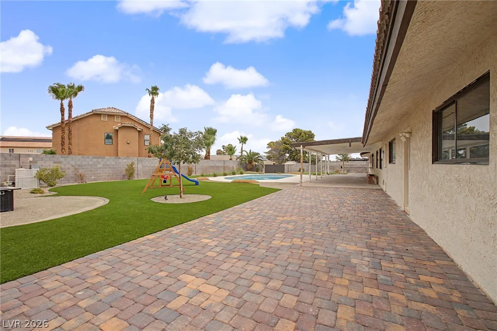 7264 Eldora, Las Vegas, NV 89117