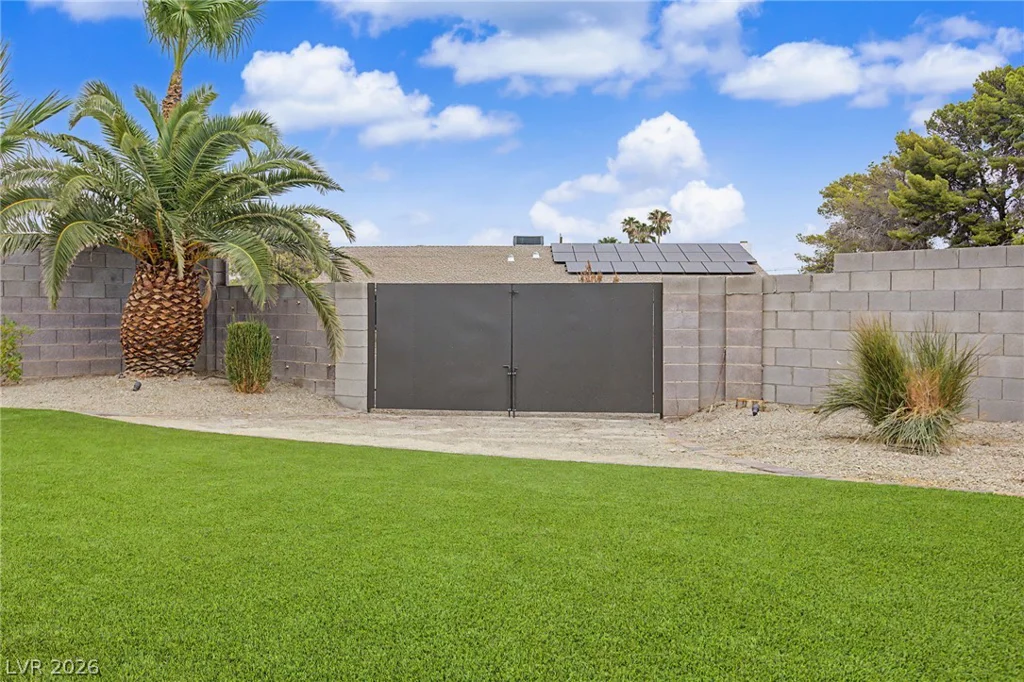 7264 Eldora, Las Vegas, NV 89117