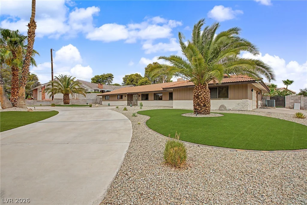 7264 Eldora, Las Vegas, NV 89117