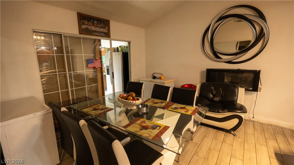 3760 La Junta, Las Vegas, NV 89120