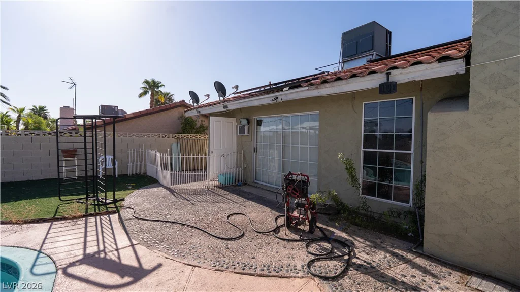 3760 La Junta, Las Vegas, NV 89120