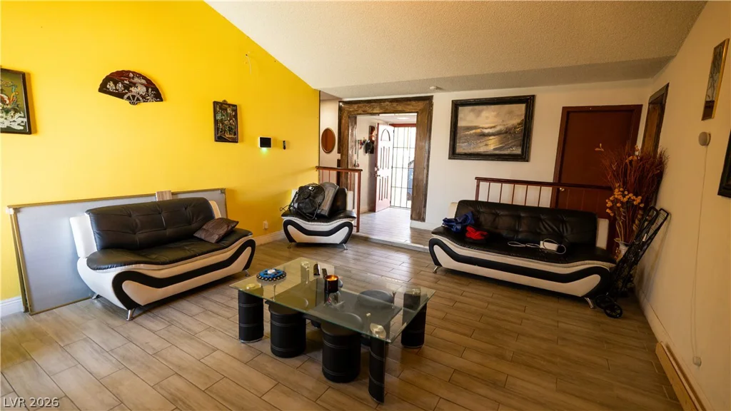 3760 La Junta, Las Vegas, NV 89120