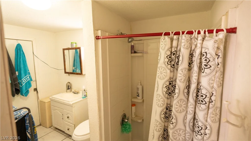 3760 La Junta, Las Vegas, NV 89120