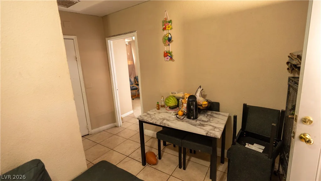 3760 La Junta, Las Vegas, NV 89120