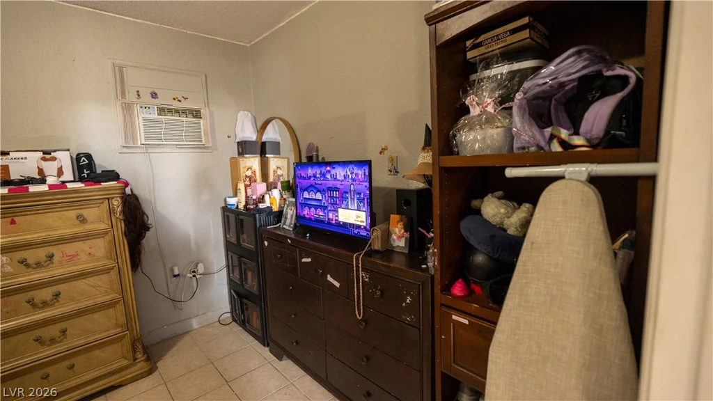 3760 La Junta, Las Vegas, NV 89120