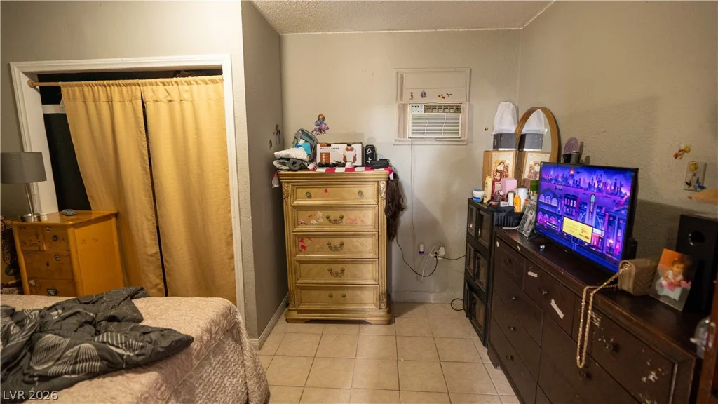 3760 La Junta, Las Vegas, NV 89120