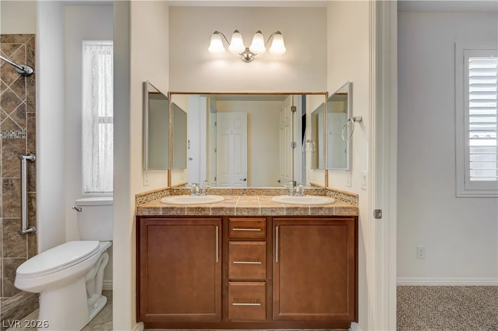 1637 Blue Cliffs, Henderson, NV 89014