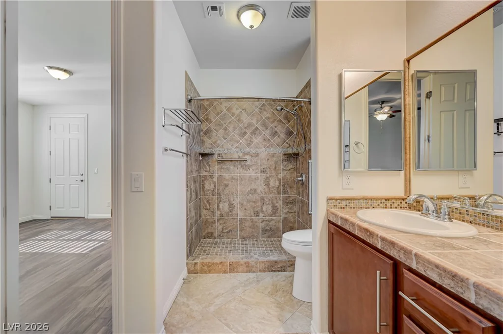 1637 Blue Cliffs, Henderson, NV 89014