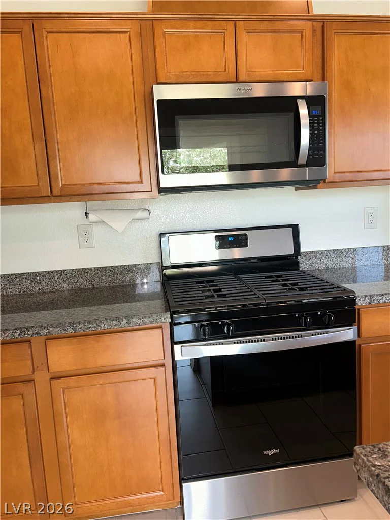6633 Evander, North Las Vegas, NV 89086