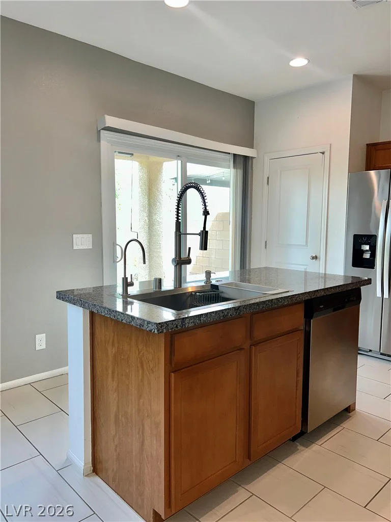 6633 Evander, North Las Vegas, NV 89086