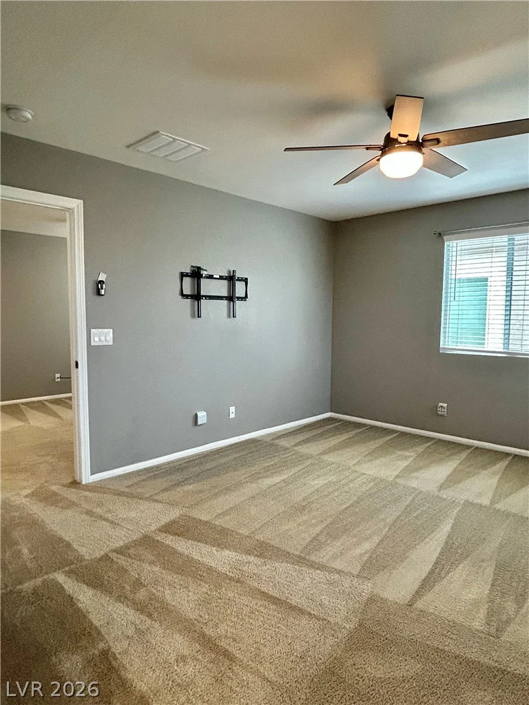 6633 Evander, North Las Vegas, NV 89086