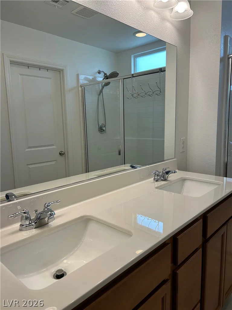 6633 Evander, North Las Vegas, NV 89086