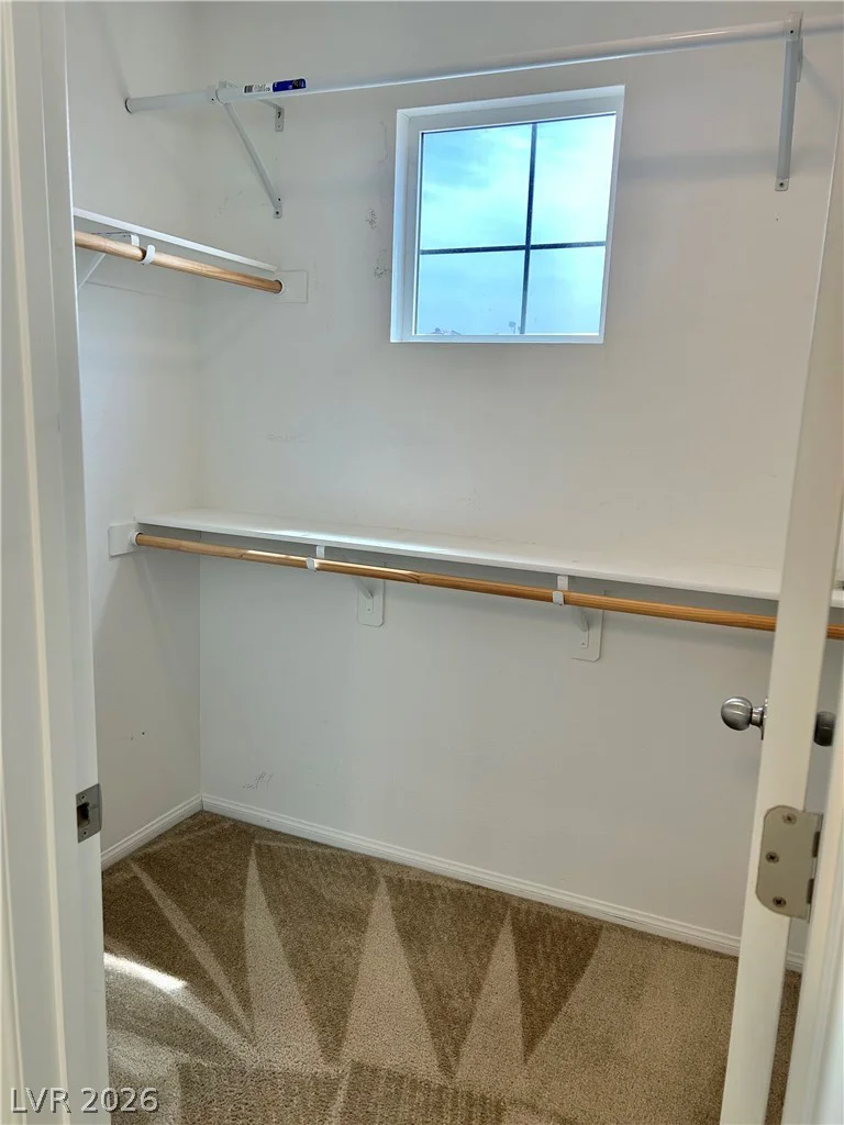 6633 Evander, North Las Vegas, NV 89086